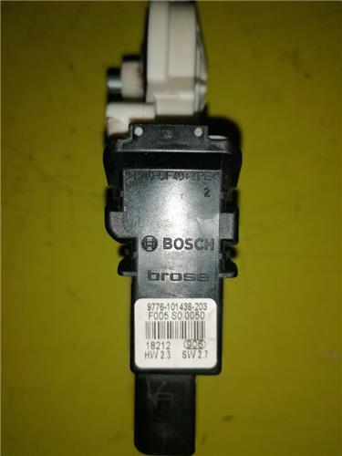 MOTOR ELEVALUNAS TRASERO DERECHO Seat Toledo (1M2)(03.1999->) foto 2
