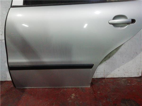 Puerta Trasera Izquierda Seat LEON foto 2