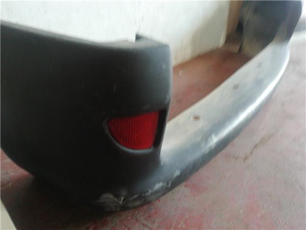 Paragolpes Trasero Renault Kangoo I (F/KC0)(1997->) foto 3