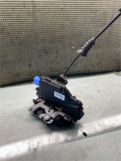 Cerradura Puerta Trasera Izquierda Skoda Octavia Combi (1Z5)(2008->)