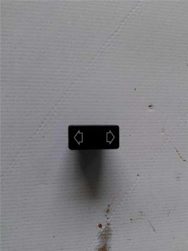 MANDO ELEVALUNAS DELANTERO DERECHO Peugeot 106 (S2)(04.1996->)