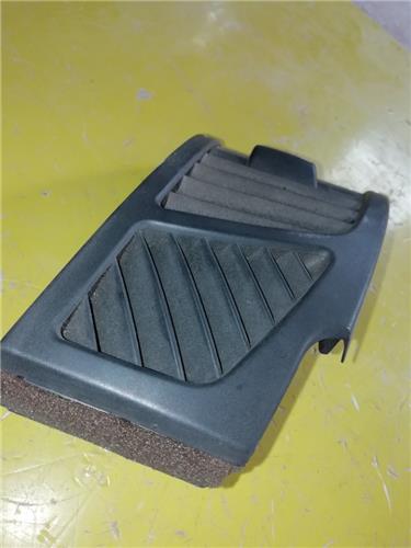 AIREADOR IZQUIERDO BMW Serie 1 Berlina (E81/E87)(2004->) foto 4