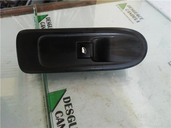 mando elevalunas delantero derecho peugeot 30