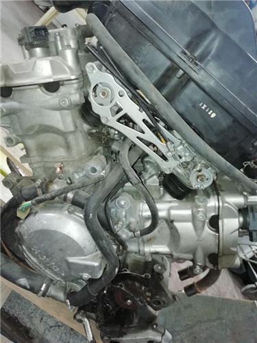 MOTOR COMPLETO HONDA VFR 800 foto 5