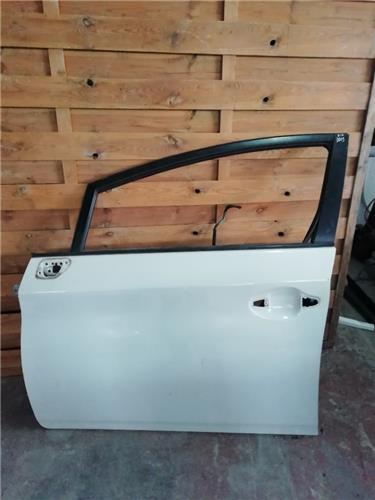 puerta delantera izquierda toyota prius zvw30