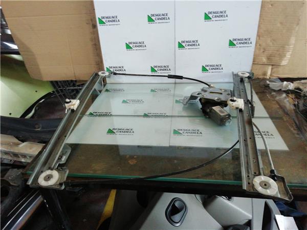 Elevalunas Electrico Delantero Derecho Renault Kangoo II (F/KW0)(2008->)