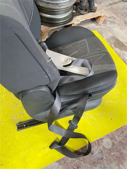 Asiento Delantero Derecho Renault Scenic II (JM)(2003->) foto 2
