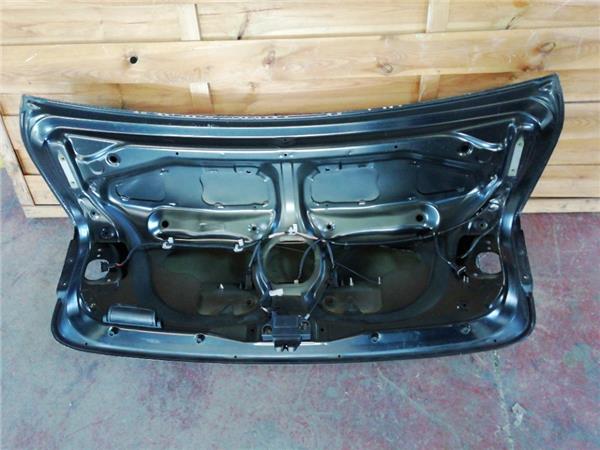 Porton Trasero Toyota AVENSIS foto 3