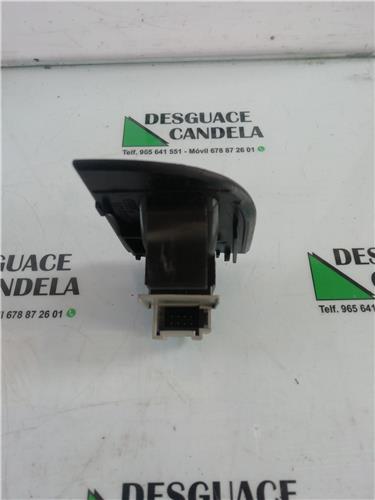 MANDO ELEVALUNAS TRASERO DERECHO Audi A6 Berlina (4B2)(2001->) foto 2