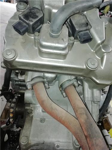 MOTOR COMPLETO HONDA VFR 800 foto 3