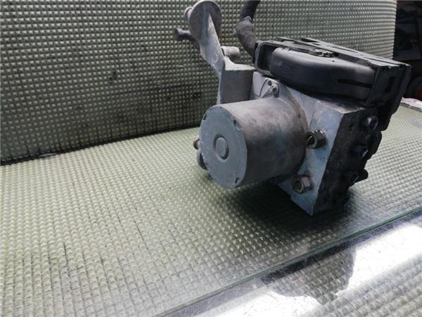 Nucleo Abs Mercedes-Benz Clase B (BM 245)(03.2005->) foto 2