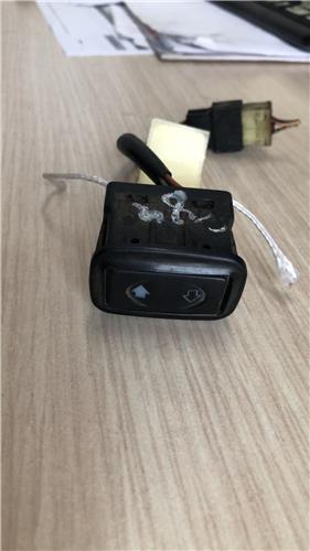 MANDO ELEVALUNAS TRASERO DERECHO Tata Indica foto 5