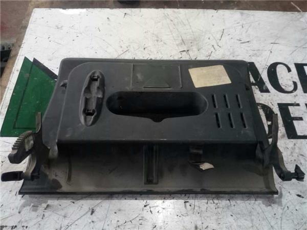Guantera Salpicadero Seat Ibiza (6L1)(04.2002->) foto 3