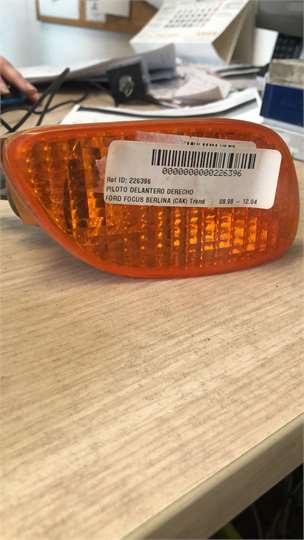 Intermitente Delantero Derecho Ford FOCUS BERLINA
