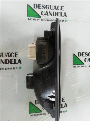 MANDO ELEVALUNAS TRASERO IZQUIERDO Renault Megane II Berlina 5P (10.2002->) foto 4