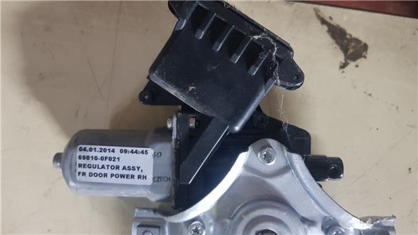 Elevalunas Electrico Delantero Derecho Toyota VERSO foto 4