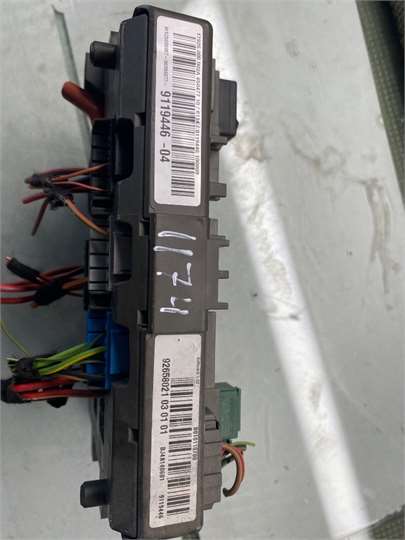 Caja Reles BMW Serie 1 Berlina (E81/E87)(2004->)