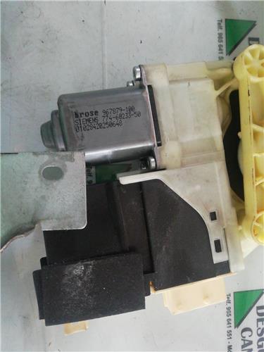 MOTOR ELEVALUNAS DELANTERO DERECHO Citroen C4 Sedan (2008->) foto 4