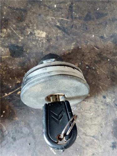 Tapon Combustible Citroen ZX foto 3