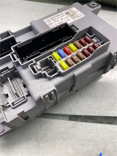 Caja Fusibles/Rele Fiat 500 foto 4