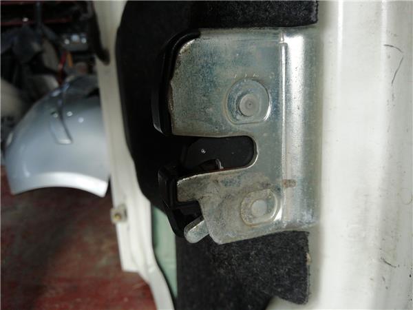 Cerradura Porton Fiat PANDA