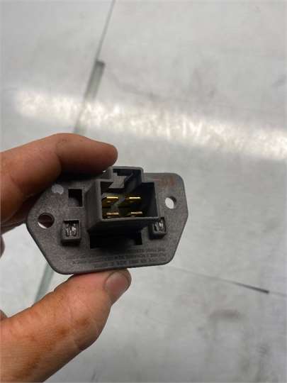 RESISTENCIA CALEFACCION Chevrolet Aveo Hatchback (2008->) foto 2