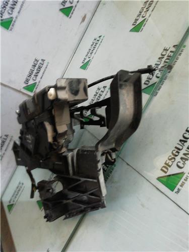 Cerradura Puerta Trasera Izquierda Ford Focus Berlina (CB4)(2008->) foto 3