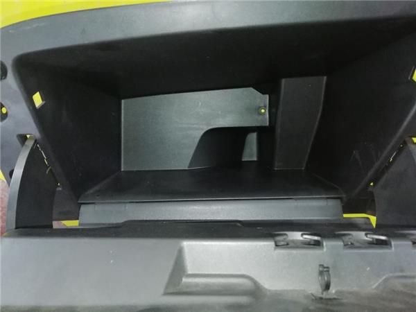 Guantera Salpicadero Opel Astra K Berlina 5p (09.2015->) foto 3