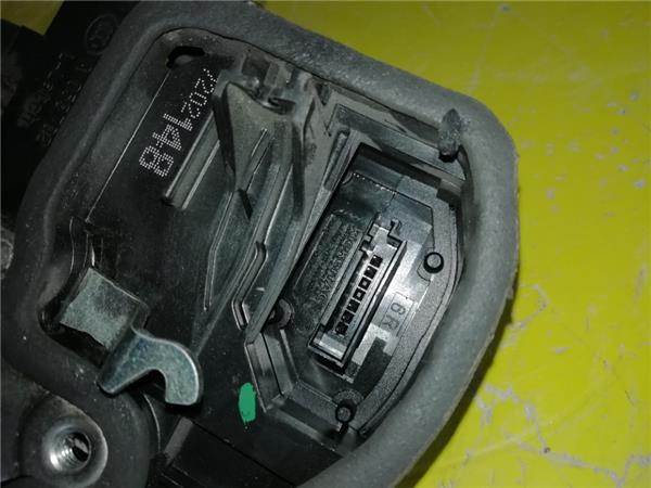 Cerradura Puerta Trasera Derecha BMW Serie 1 Berlina (E81/E87)(2004->) foto 4