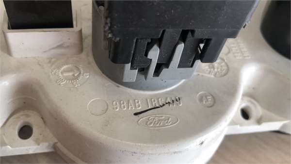 Mandos Calefaccion / Aire Acondicionado Ford Focus Berlina (CAK)(1998->) foto 2
