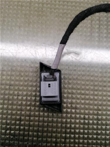 MANDO ELEVALUNAS DELANTERO IZQUIERDO Seat Ibiza (6L1)(04.2002->) foto 2