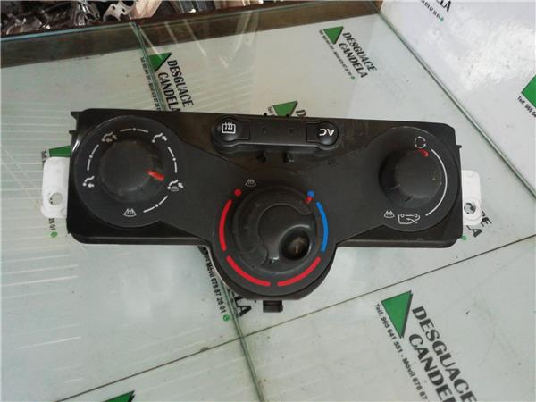 Mandos Calefaccion / Aire Acondicionado Renault Kangoo II (F/KW0)(2008->) foto 4