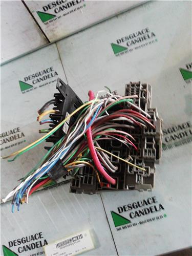 Caja Reles Ford MONDEO BER. foto 4