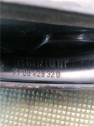 Piloto Trasero Izquierdo Renault Megane I Fase 2 Berlina (BA0)(1999->) foto 4