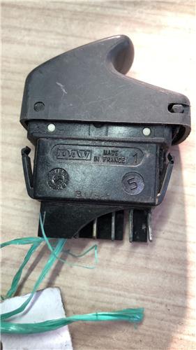 MANDO ELEVALUNAS DELANTERO DERECHO Renault Scenic I (JA...)(1999->) foto 4