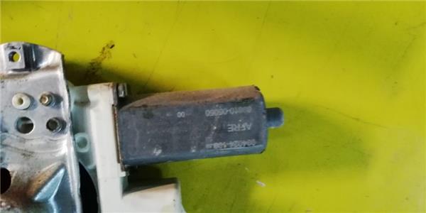Elevalunas Electrico Delantero Derecho Toyota AVENSIS BERLINA foto 4