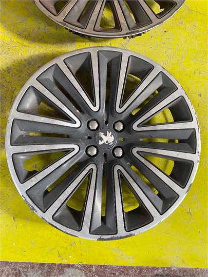 Tapacubos Peugeot 2008 (03.2013->) foto 2