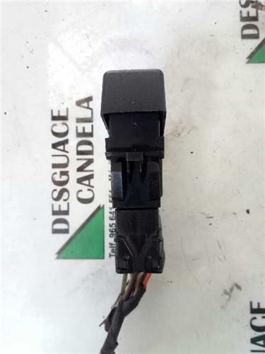 Interruptor Luces Emergencia Renault R 19 Berl. con portón (B/C53)(1988->) foto 3
