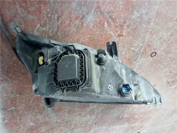 Faro Delantero Derecho Ford FOCUS BERLINA foto 3