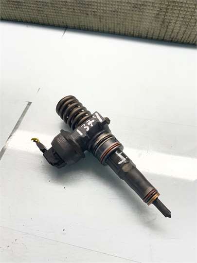 Inyector Audi A4 Berlina (8E)(12.2001->) foto 2
