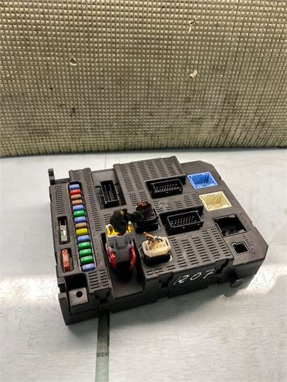 Caja Fusibles/Rele Peugeot 207 (2006->)