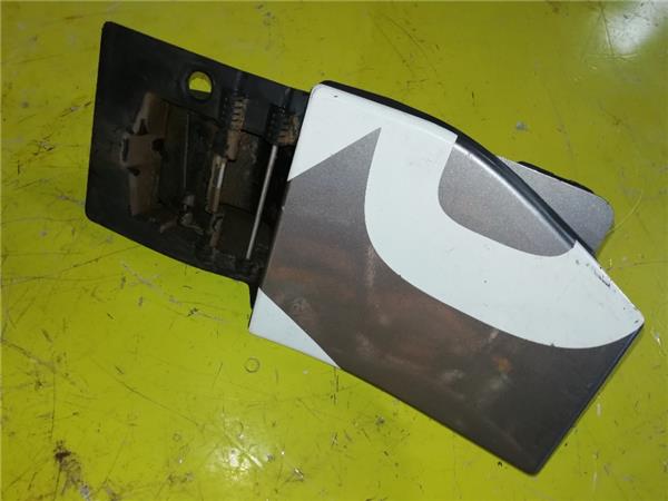 Tapa Exterior Combustible Renault Trafic III Combi (08.2014->) foto 5