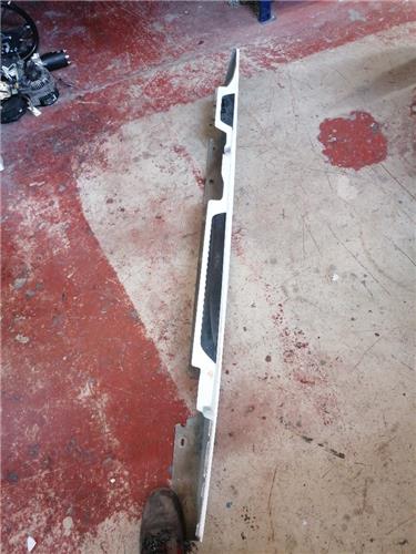 Spoiler Talonera Lateral Izquierda BMW Serie 1 Berlina (E81/E87)(2004->) foto 2