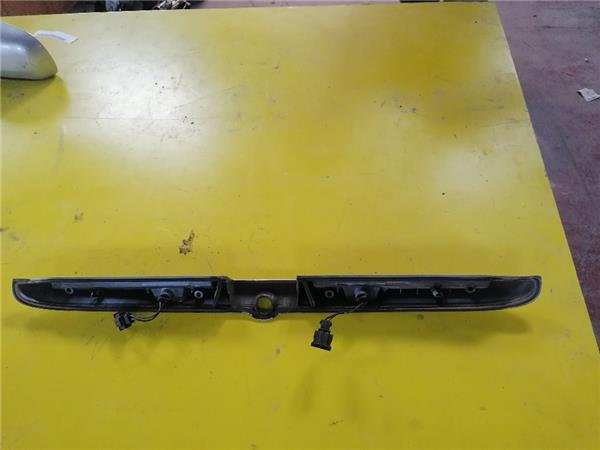 Moldura Porton Trasero Skoda Octavia Berlina (1U2)(1997->) foto 3