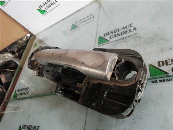 Maneta Exterior Delantera Izquierda Renault MEGANE III BERLINA 5 P foto 4