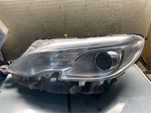 Faro Delantero Izquierdo Peugeot 2008 (03.2013->)