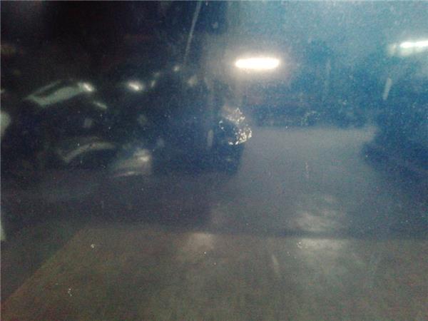 Capo Volkswagen Passat Berlina (3B3)(2000->) foto 3
