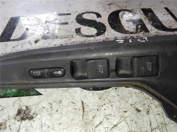MANDO ELEVALUNAS DELANTERO IZQUIERDO Seat CORDOBA BERLINA foto 2