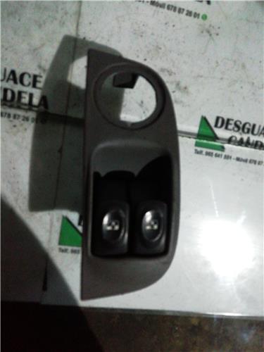 MANDO ELEVALUNAS DELANTERO IZQUIERDO Renault Megane I Fase 2 Berlina (BA0)(1999->) foto 3