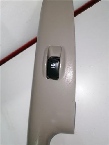 MANDO ELEVALUNAS TRASERO DERECHO Hyundai Tucson (JM)(2004->) foto 3